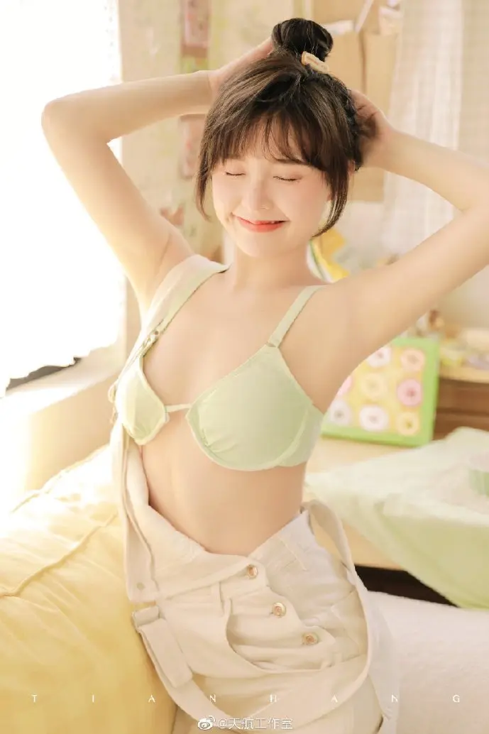 手机写作场景示意图